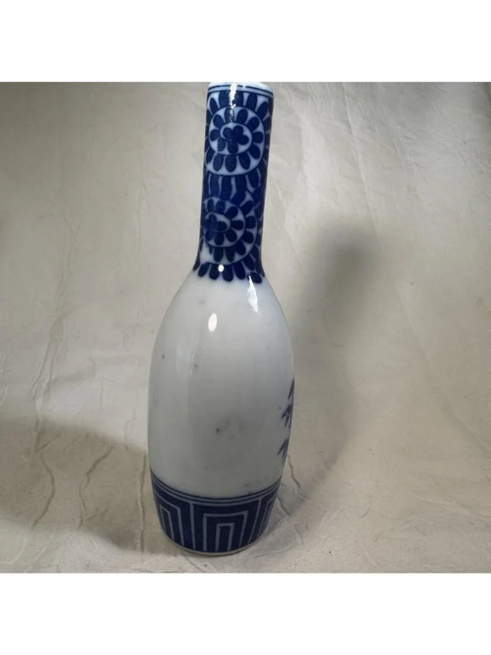 1920s Blue & White Japanese Porcelain Sake/Bud Vase Floral & Geometric Design 5